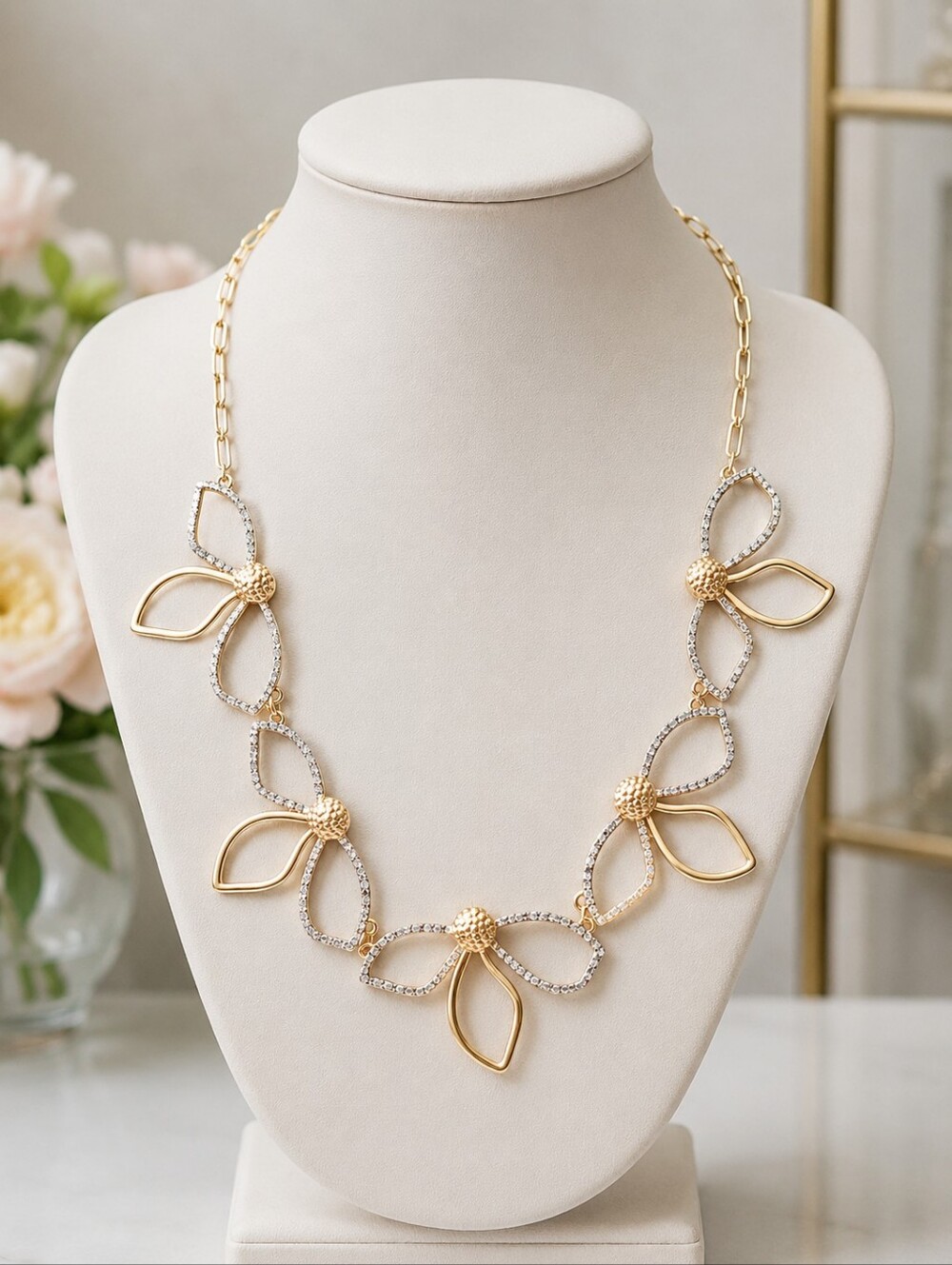 3 Leaf Floral Crystal Gold Tone Paperclip Necklace Adjustable Statement